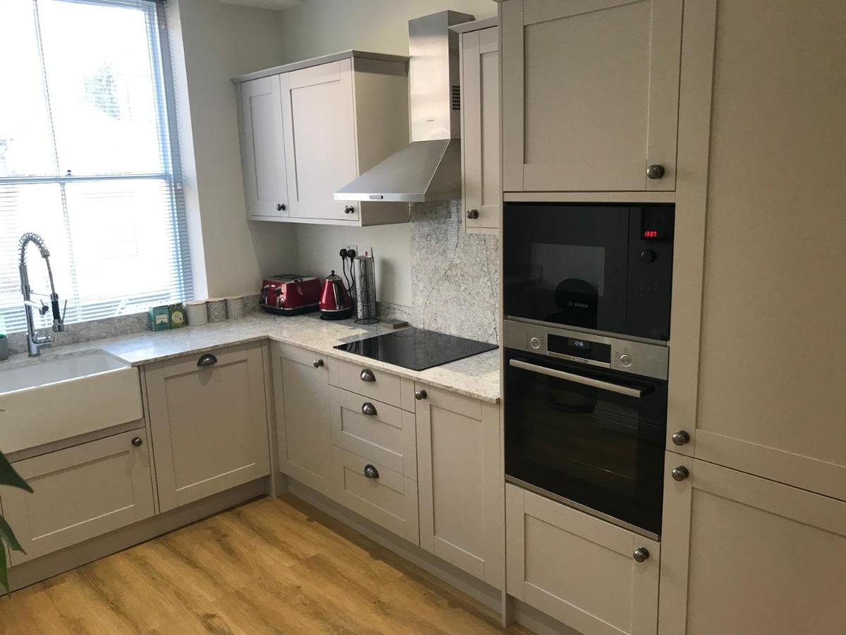 Heart Of Henley 1 & 2 Bedroom Apartments エクステリア 写真