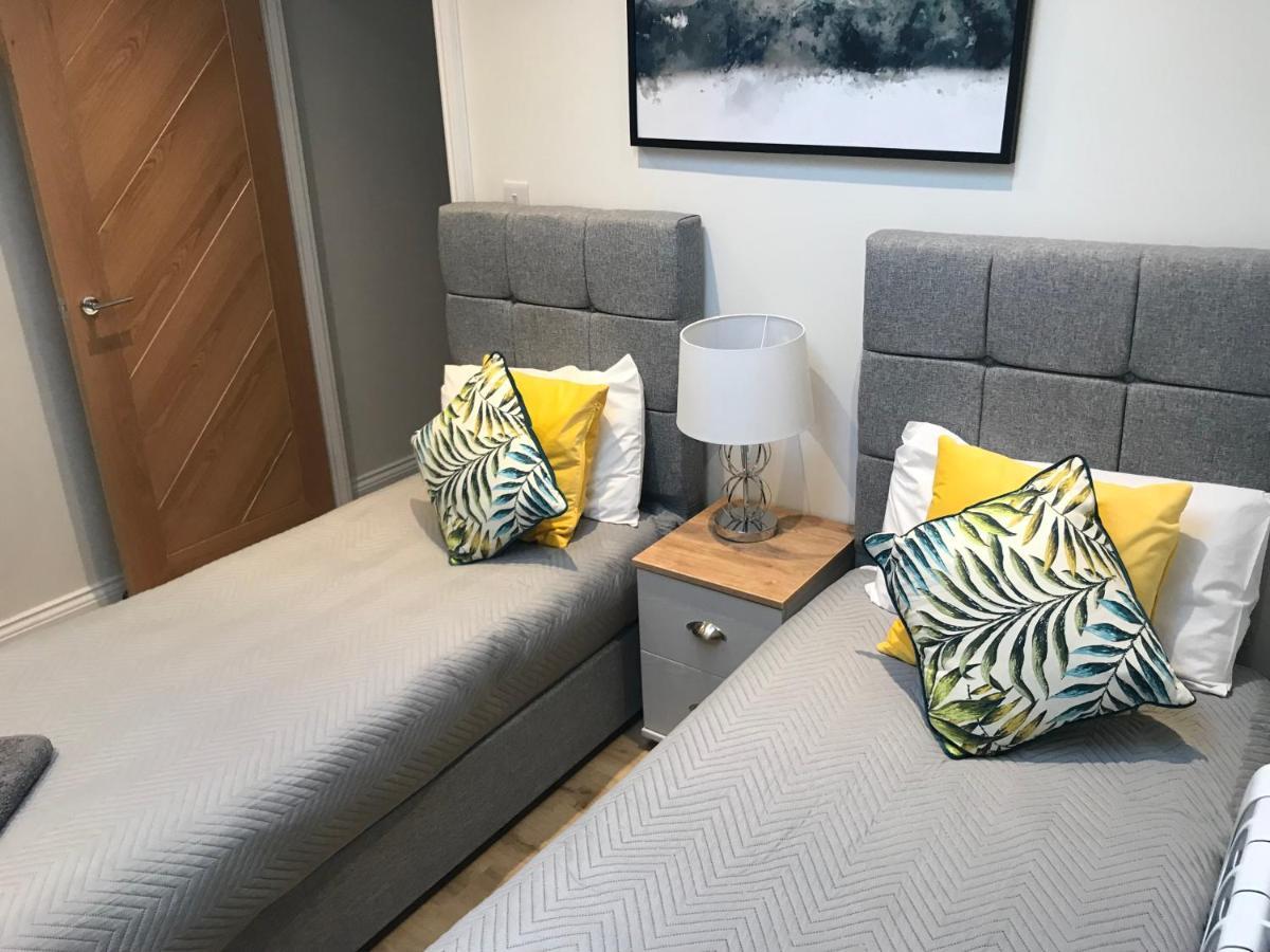 Heart Of Henley 1 & 2 Bedroom Apartments エクステリア 写真