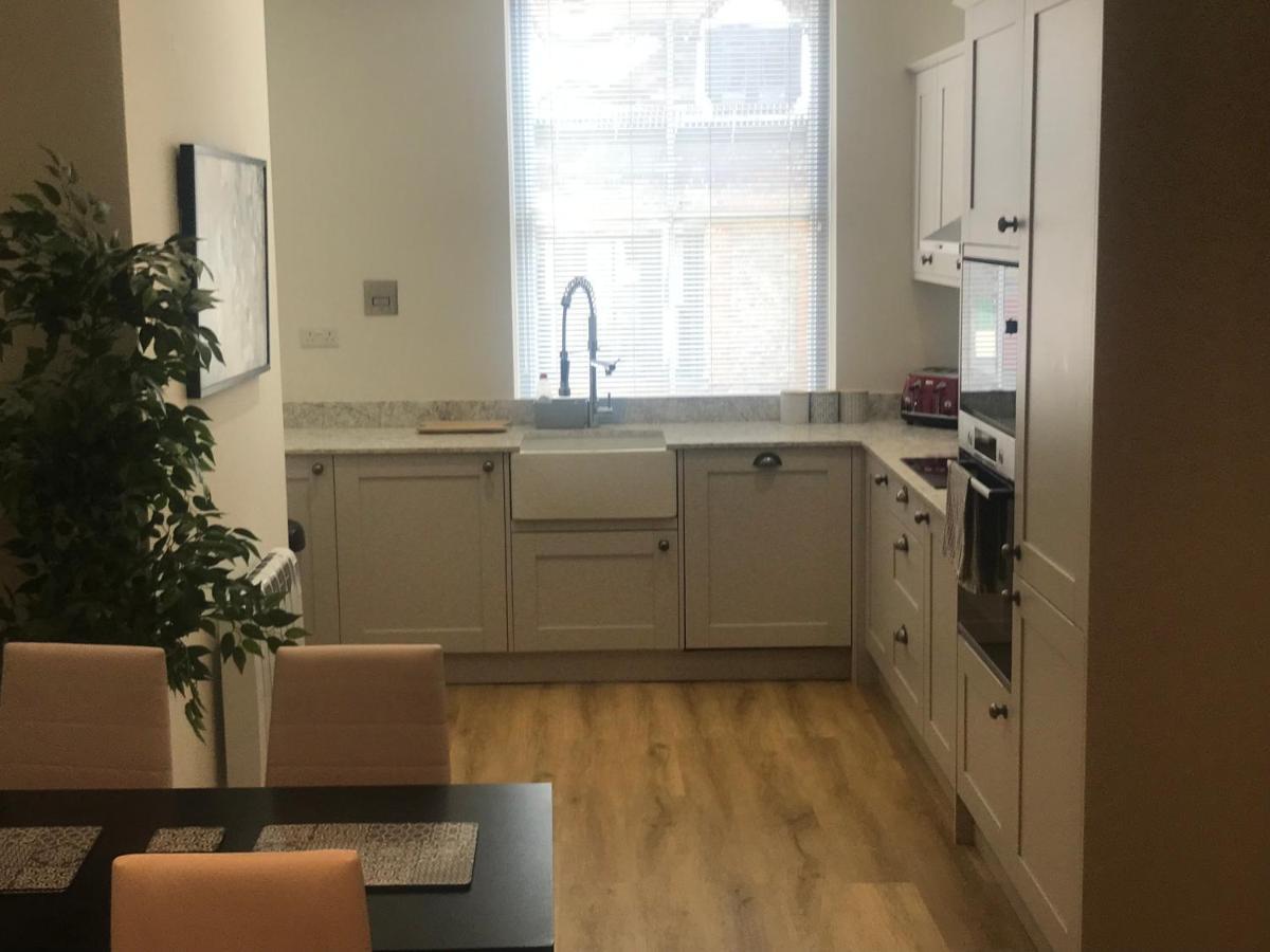 Heart Of Henley 1 & 2 Bedroom Apartments エクステリア 写真